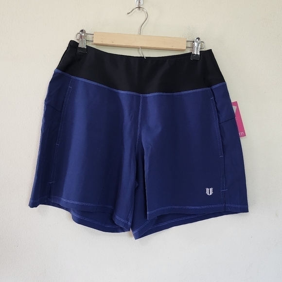 Eleven by Venus Williams Athletic Impact Shorts 6" Inseam size Small NWT - Picture 1 of 4